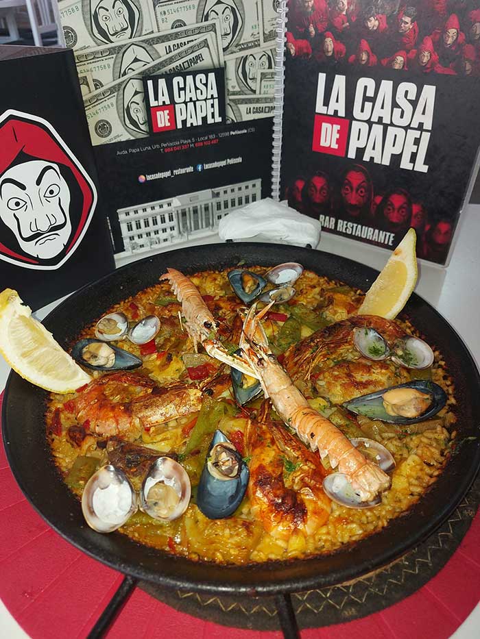 La Casa de Papel paella fresca